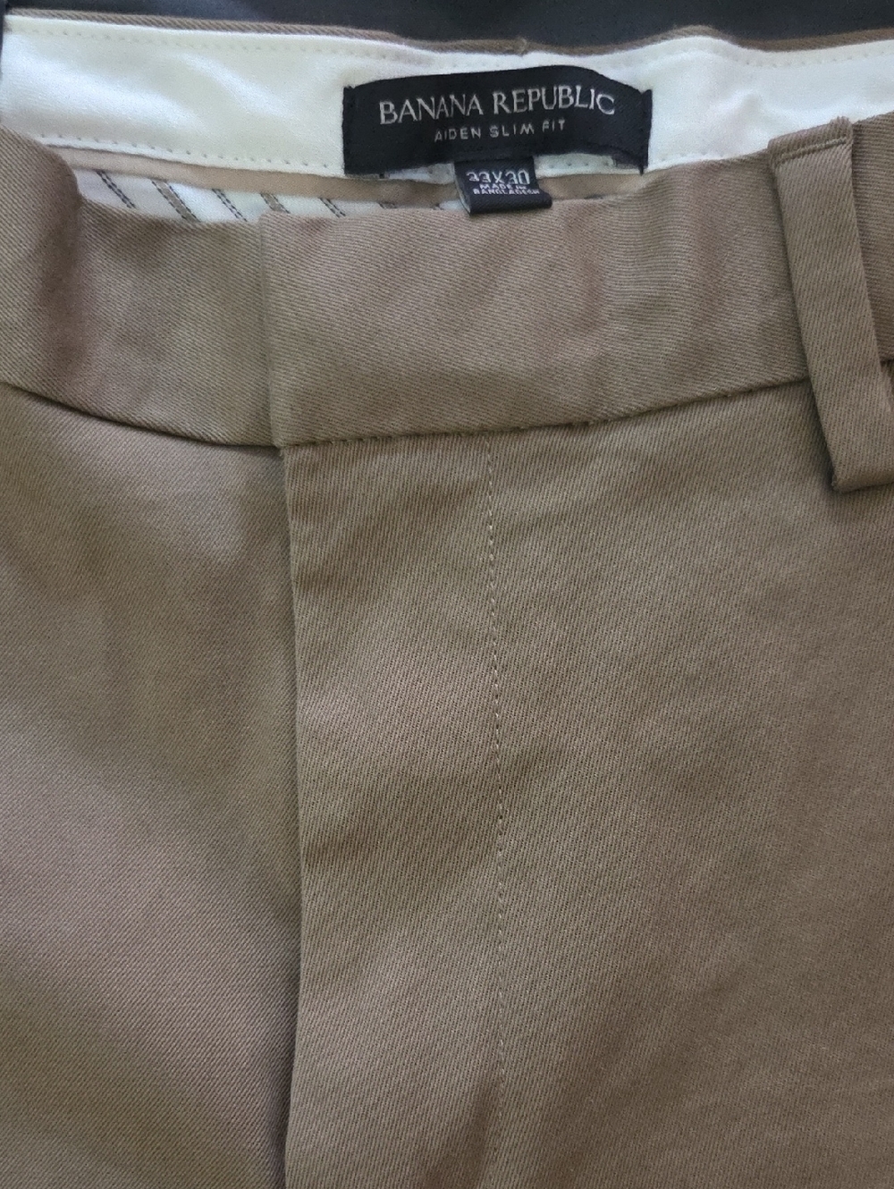 Banana Republic Rapid Movement Chino - Khaki